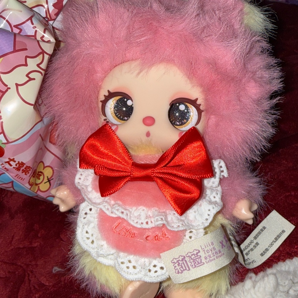 Liila’s Chef Kitten - Confirmed Hazelnut Cream Puff